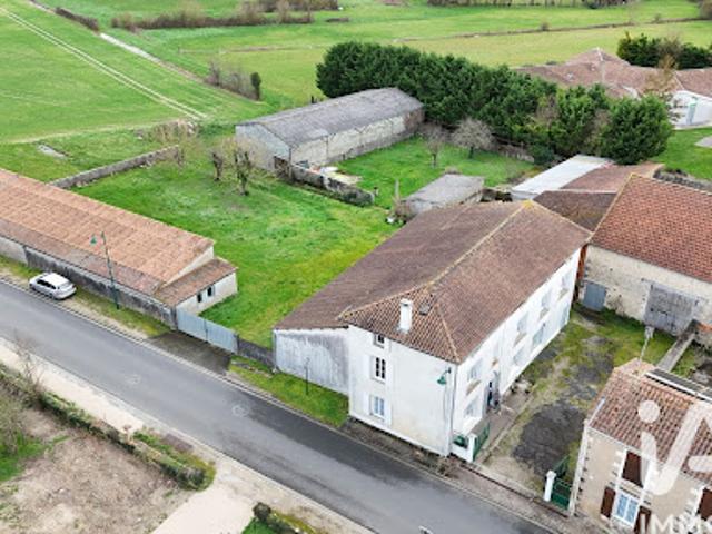 Vente Maison 8 pièces 180 m2 Anais