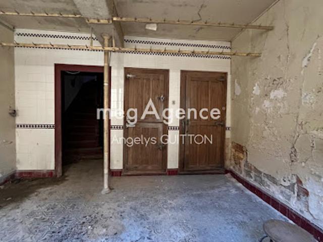 Vente Maison 8 pièces 180 m2 Beaumont sur Sarthe