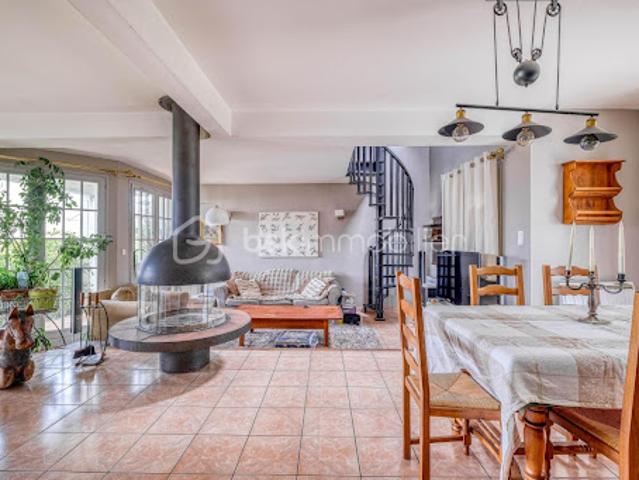 Vente Maison 8 pièces 180 m2 Coupvray
