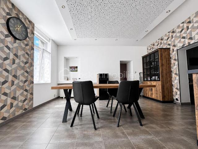 Vente Maison 8 pièces 180 m2 Haussy