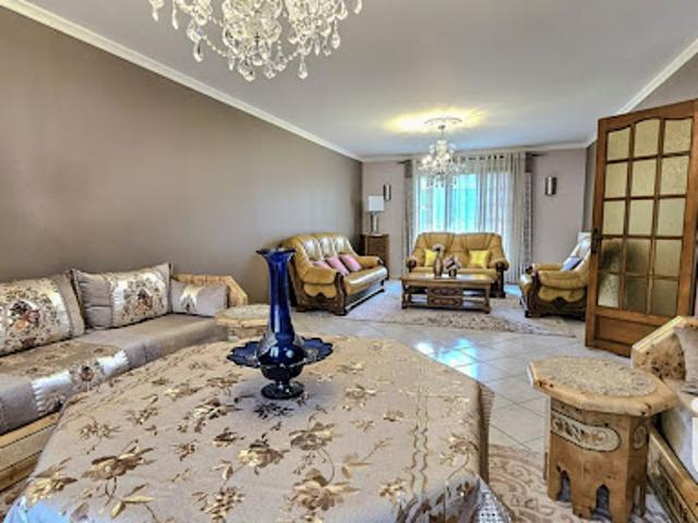 Vente Maison 8 pièces 180 m2 La Francheville