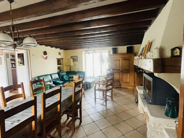 Vente Maison 8 pièces 180 m2 Parigny les Vaux