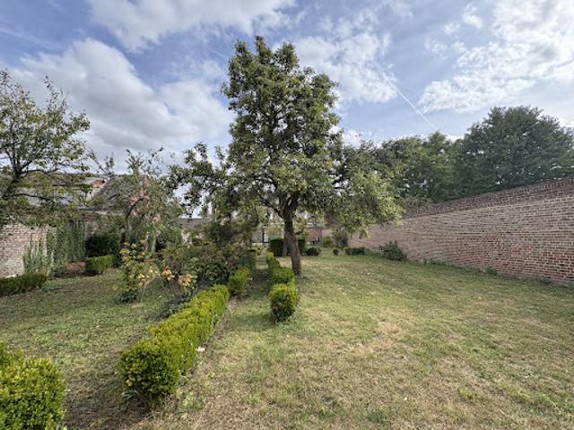 Vente Maison 8 pièces 180 m2 Querrieu