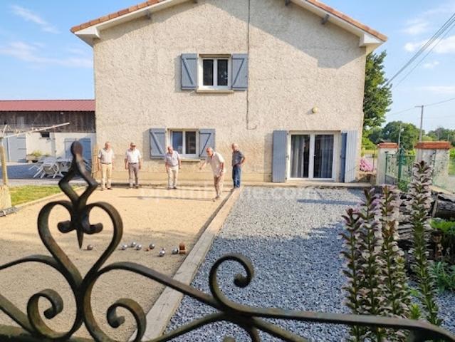 Vente Maison 8 pièces 180 m2 Saint Aunix Lengros