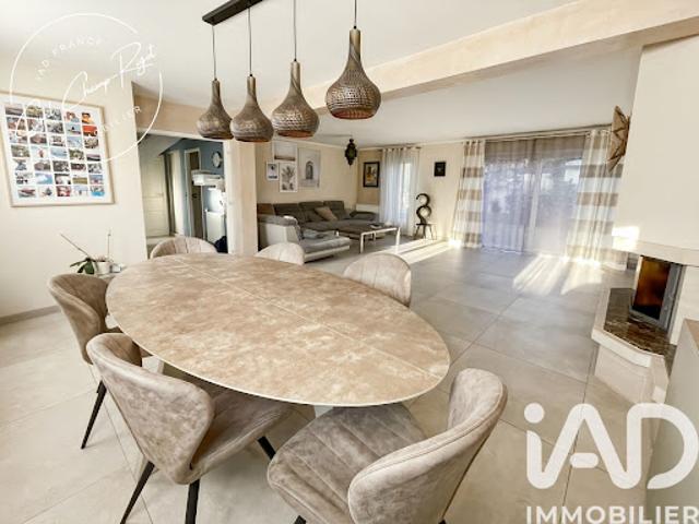 Vente Maison 8 pièces 180 m2 Tremblay en France