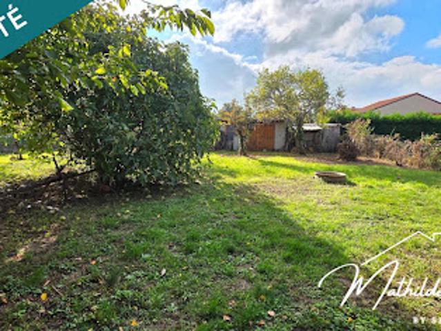 Vente Villa 8 pièces 180 m2 Vic le Comte