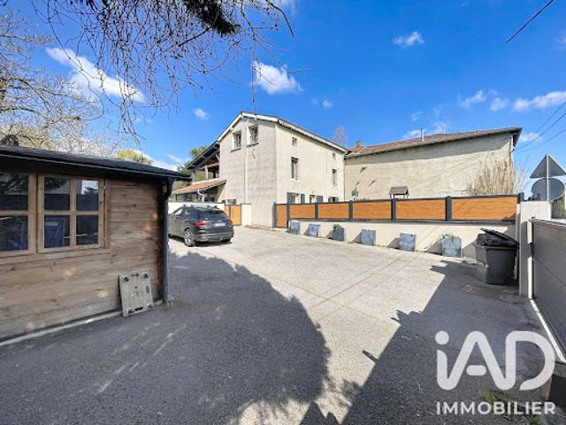 Vente Maison 8 pièces 180 m2 Vourles