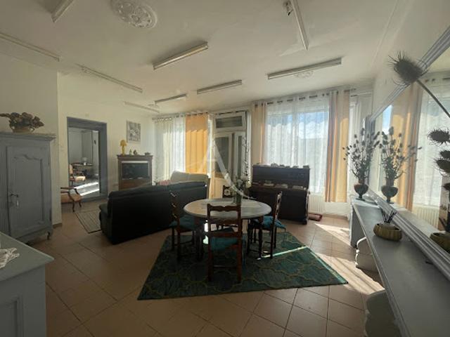 Vente Maison 8 pièces 180.98 m2 Gournay en Bray