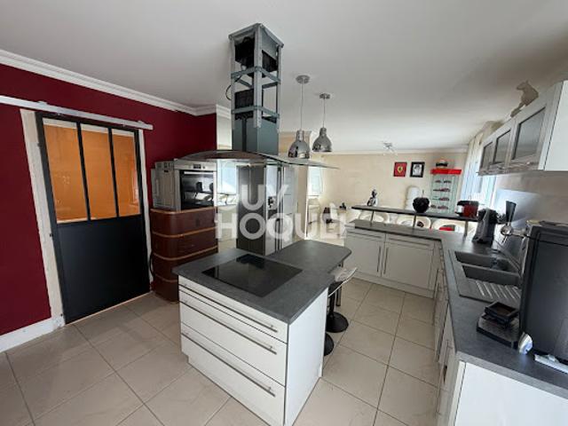 Vente Maison 8 pièces 181.59 m2 Le Breuil