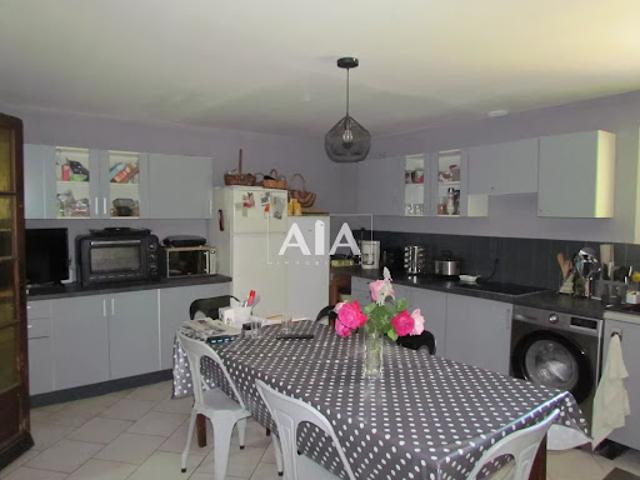 Vente Maison 8 pièces 182 m2 Nanteuil en Vallée