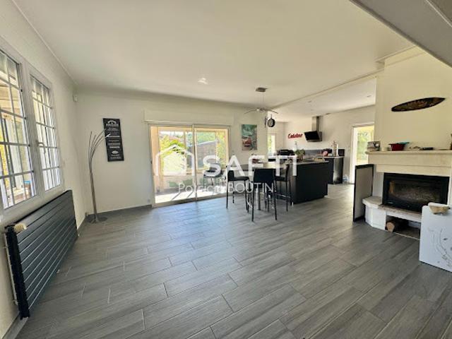 Vente Maison 8 pièces 182 m2 Benet