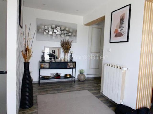 Vente Maison 8 pièces 182 m2 Chuelles
