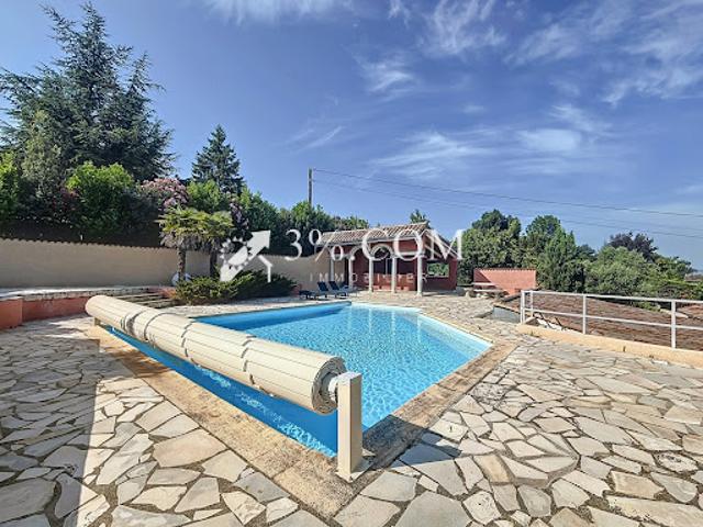 Vente Maison 8 pièces 200 m2 Chatuzange le Goubet
