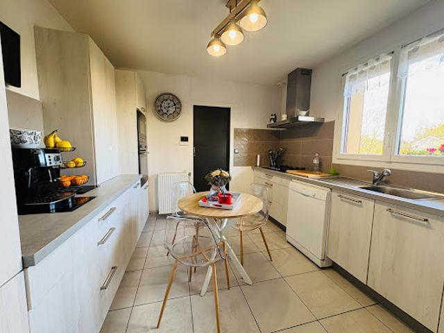 Vente Maison 8 pièces 183 m2 Le Poinçonnet
