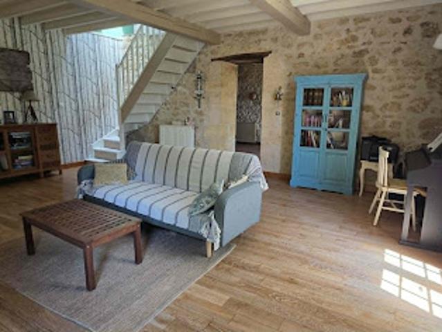 Vente Maison 8 pièces 183 m2 Le Tourne