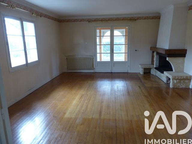 Vente Maison 8 pièces 183 m2 Saint Pierre du Mont