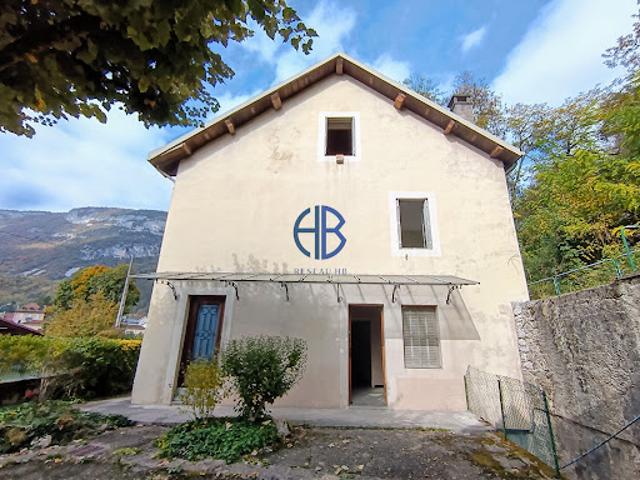 Vente Maison 8 pièces 183 m2 Virieu le Grand