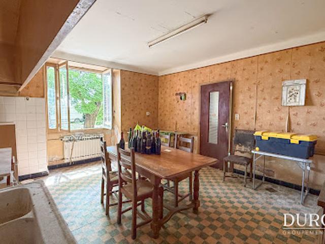 Vente Maison 8 pièces 194 m2 Courthézon
