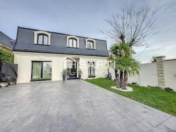 Vente Maison 8 pièces 194 m2 Le Plessis Trévise
