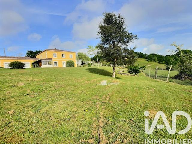 Vente Maison 8 pièces 194 m2 Saint Lon les Mines