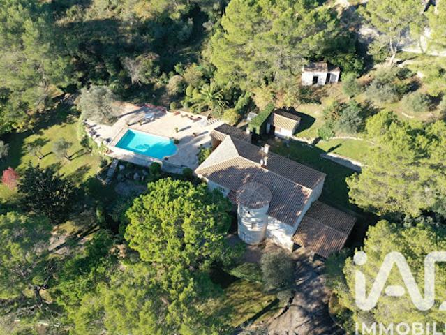 Vente Maison 8 pièces 195 m2 Nimes