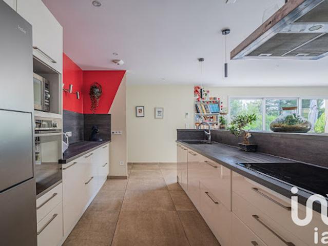 Vente Maison 8 pièces 195 m2 Claix