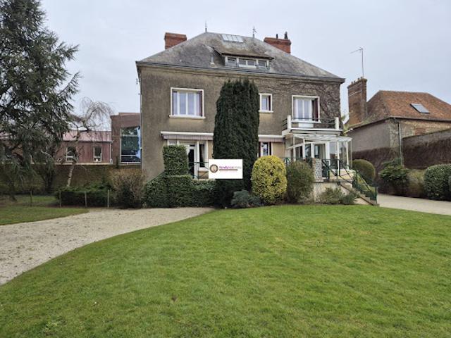 Vente Maison 8 pièces 195 m2 Le Mêle sur Sarthe