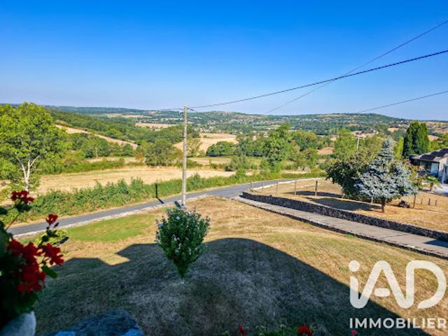 Vente Maison 8 pièces 196 m2 Montrozier