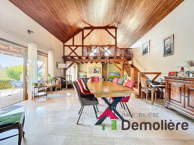 Vente Maison 8 pièces 196 m2 Dachstein