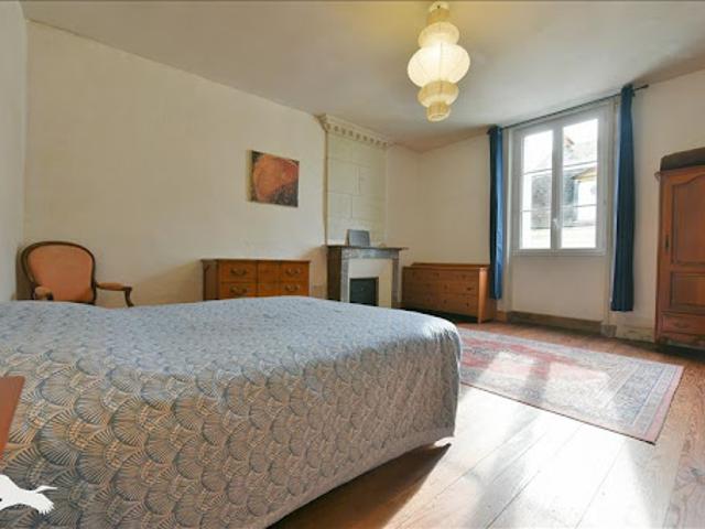 Vente Maison 8 pièces 196 m2 Descartes