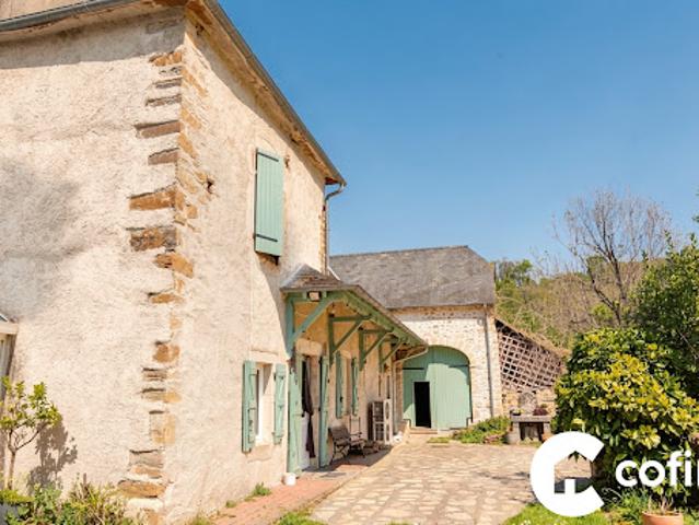 Vente Maison 8 pièces 196 m2 Escout