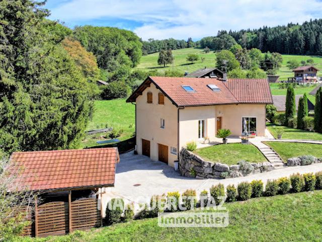 Vente Maison 8 pièces 196 m2 Faucigny