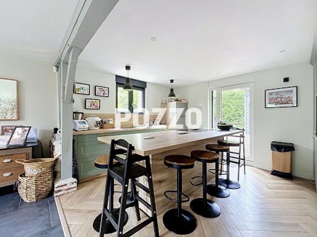 Vente Maison 8 pièces 196 m2 Fourneville