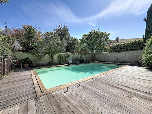 Vente Maison 8 pièces 196 m2 La Rochelle