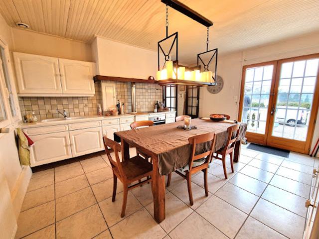 Vente Maison 8 pièces 196 m2 Saulchoy