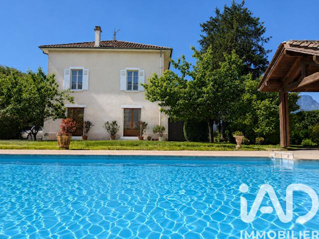 Vente Maison 8 pièces 196 m2 Vif