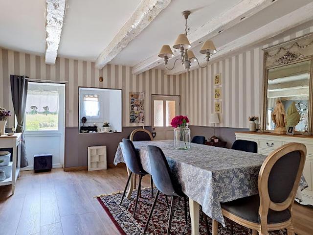 Vente Maison 8 pièces 197 m2 Clavé