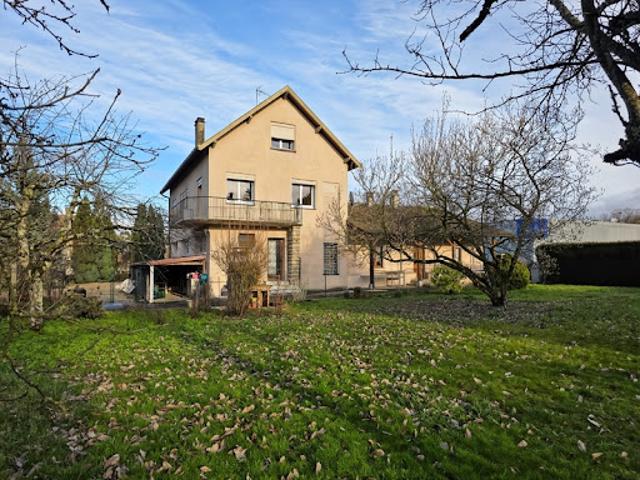Vente Maison 8 pièces 198 m2 Montmorot