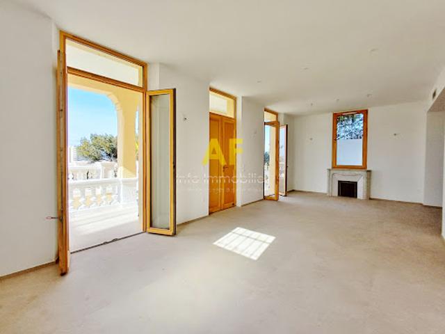 Vente Maison 8 pièces 198 m2 Saint raphael