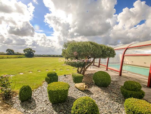 Vente Maison 8 pièces 198 m2 Trégomeur