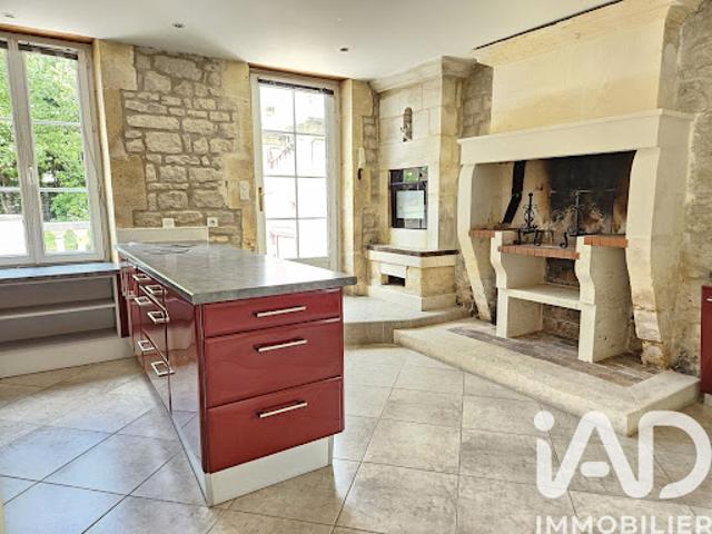 Vente Maison 8 pièces 199 m2 Ars