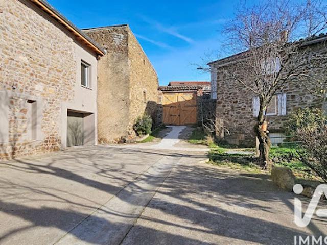 Vente Maison 8 pièces 199 m2 Charnas