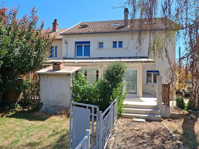 Vente Maison 8 pièces 190 m2 Montluçon