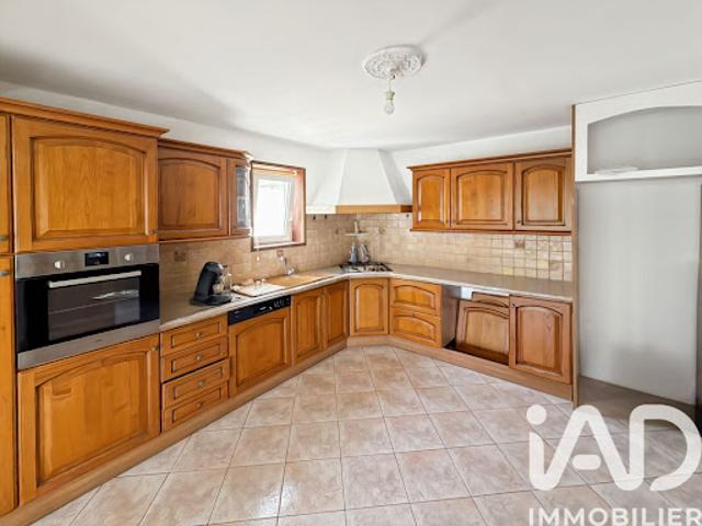 Vente Maison 8 pièces 190 m2 Biguglia