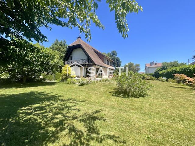 Vente Maison 8 pièces 190 m2 Bizanos