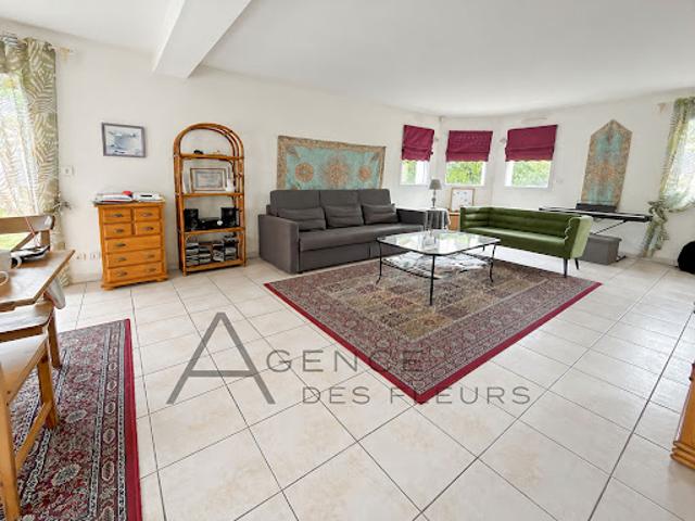 Vente Maison 8 pièces 190 m2 Cléon