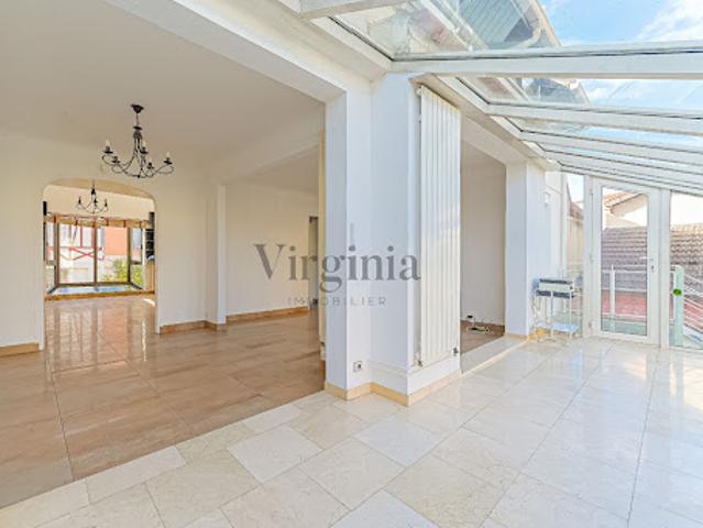 Vente Maison 8 pièces 190.35 m2 Fontenay sous Bois