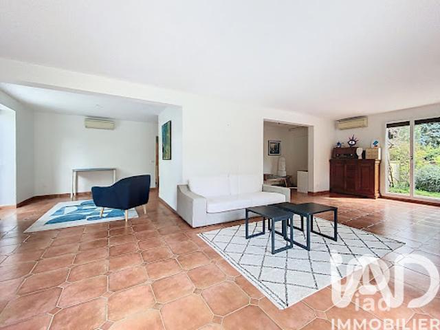 Vente Maison 8 pièces 200 m2 Buc