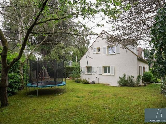 Vente Maison 8 pièces 191 m2 Le Vésinet