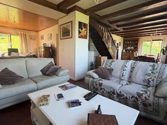 Vente Maison 8 pièces 192 m2 Montcel